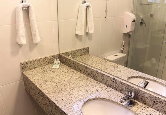 Hotel Mirante Flat Ouro Branco Esterno foto