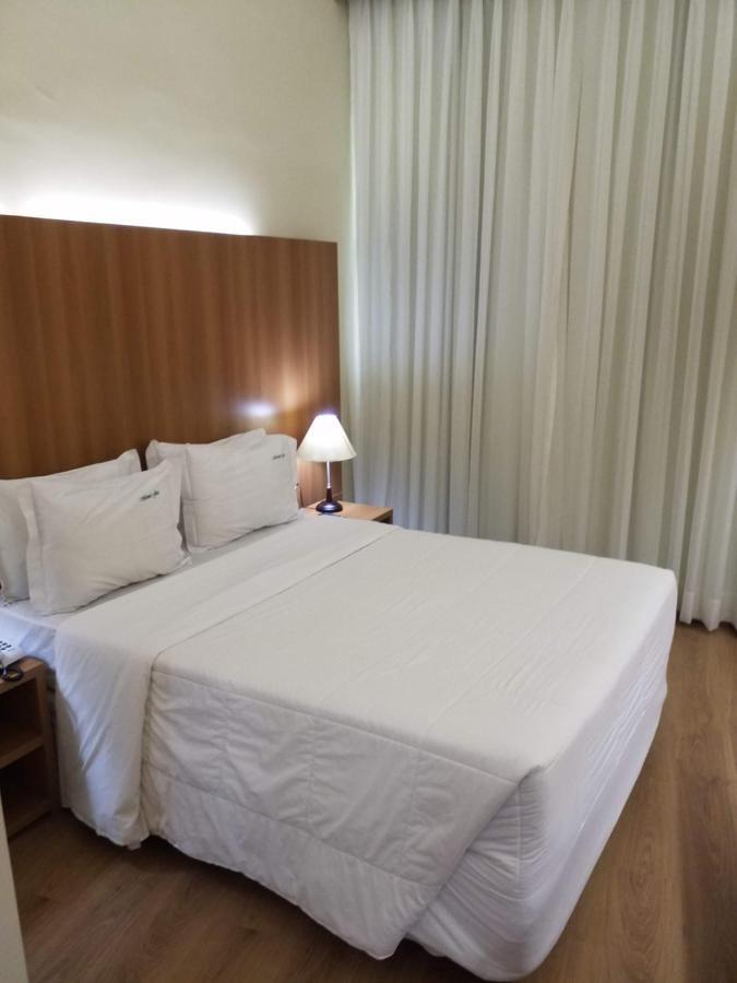Hotel Mirante Flat Ouro Branco Esterno foto